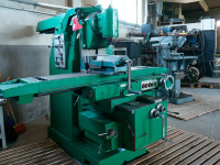 Vertical milling machine